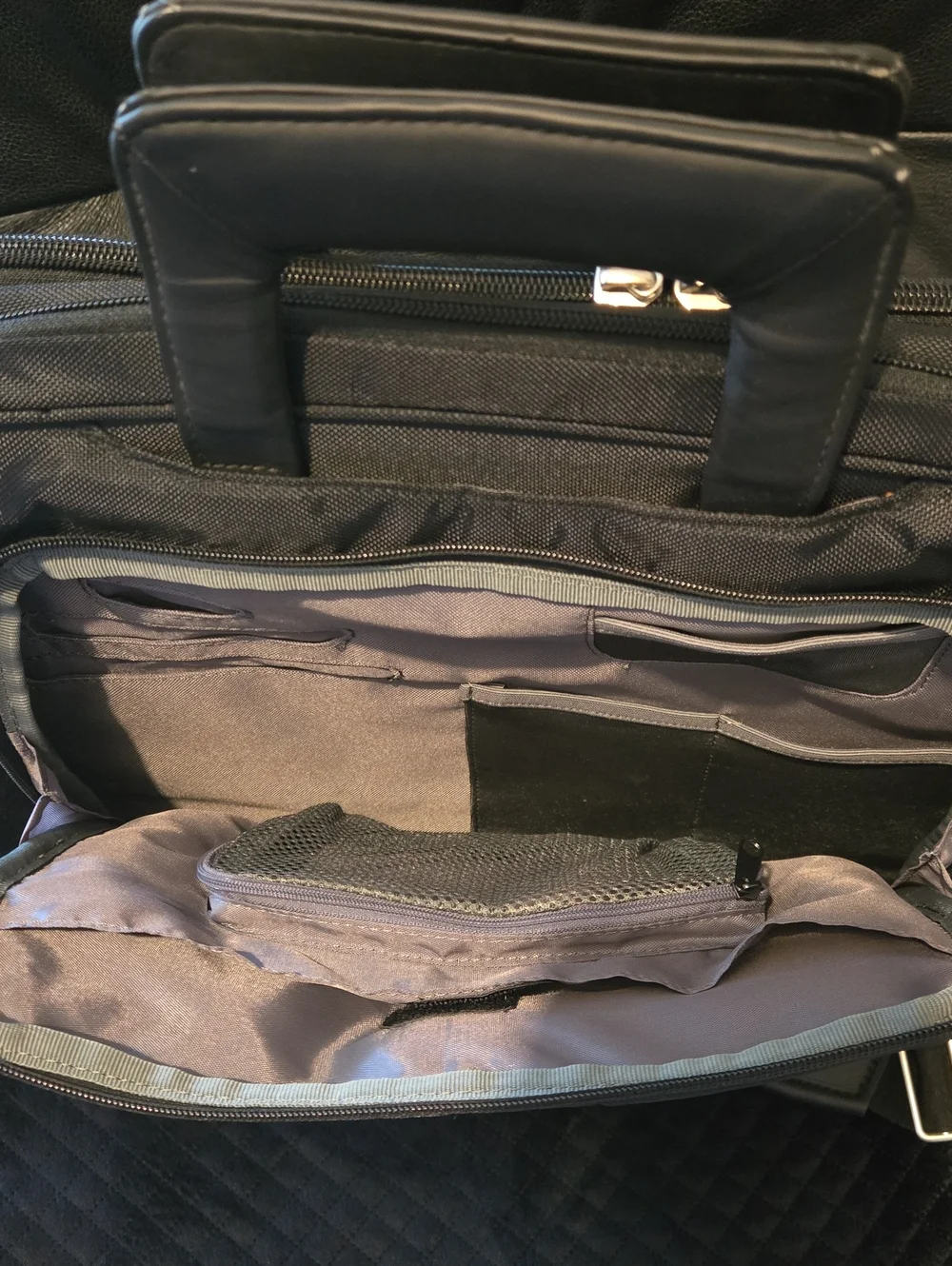 Dell OEM Pro Briefcase Laptop Bag 15 - Fits Up To 15.6